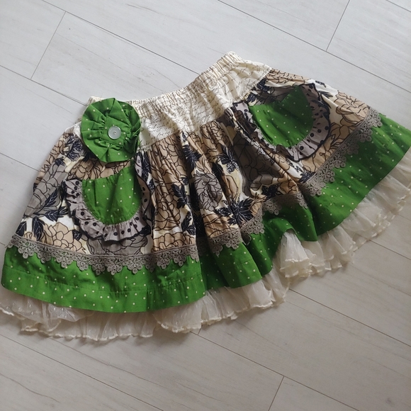 Mustard Pie EUC Holiday Top, Skirt, Triple Ruffle Leggings, dot Mesh Leggings - Picture 6 of 15